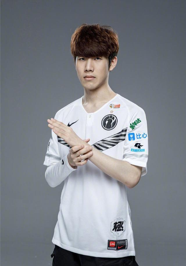 队反思战术 队反思战术