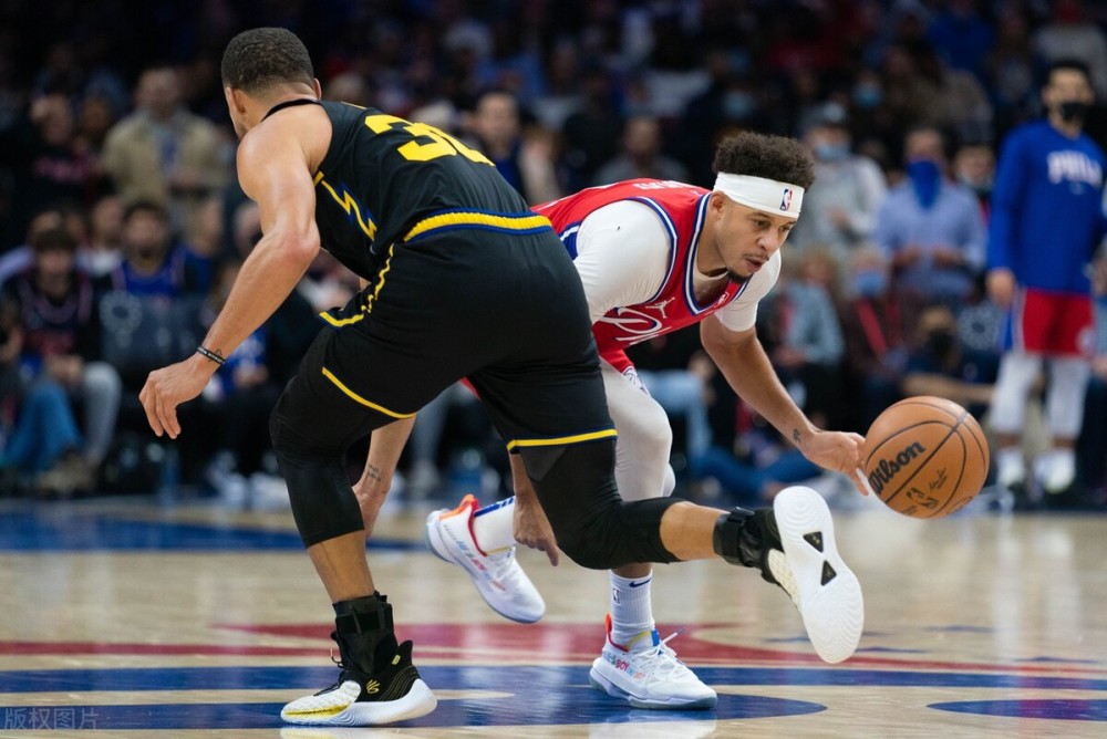 本周他以一 本周他以一