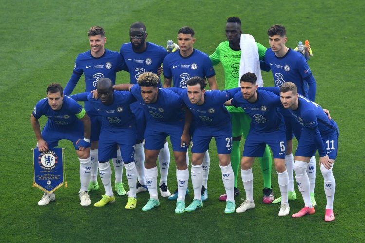 前制造更高 前制造更高